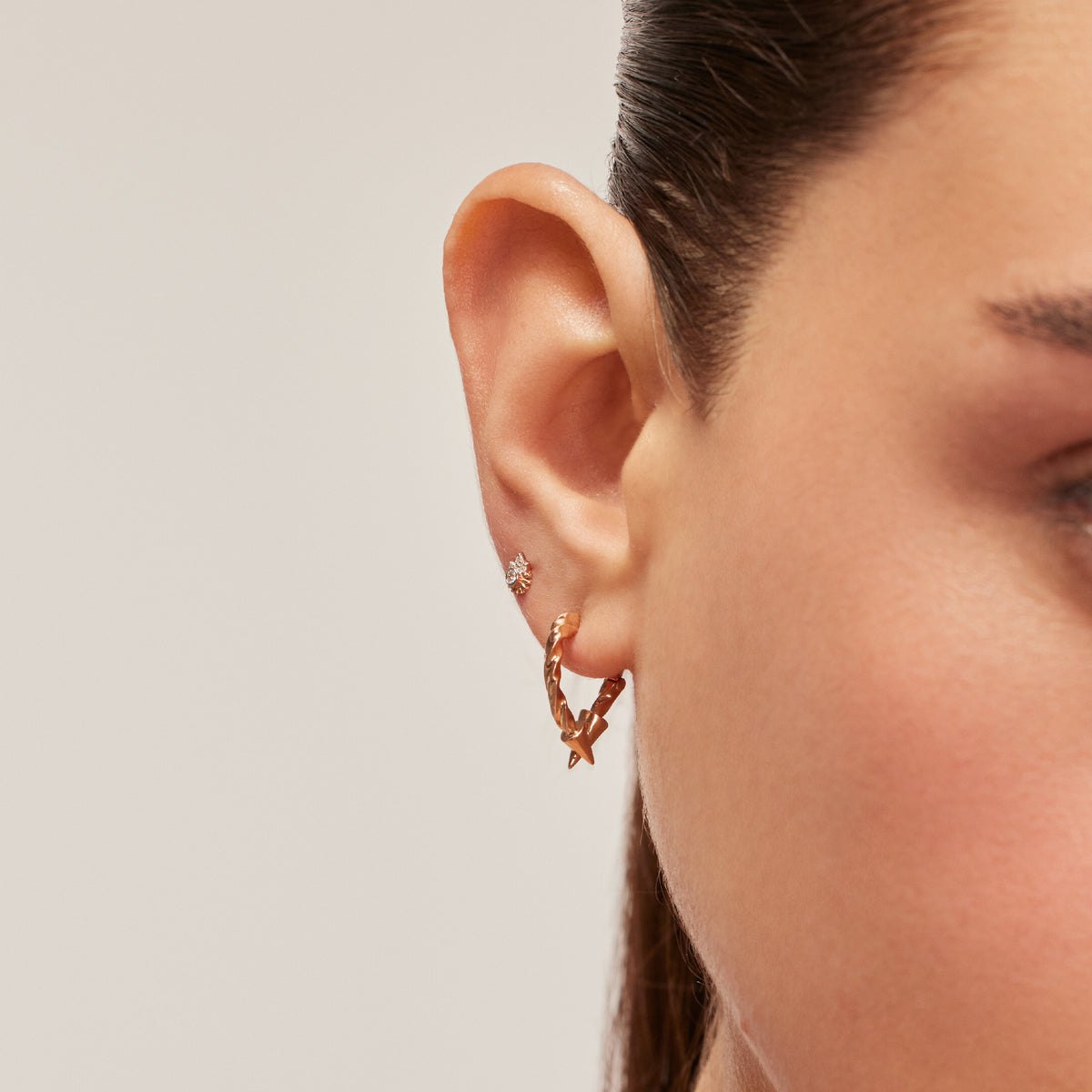 Spike Solitaire Stud Earring