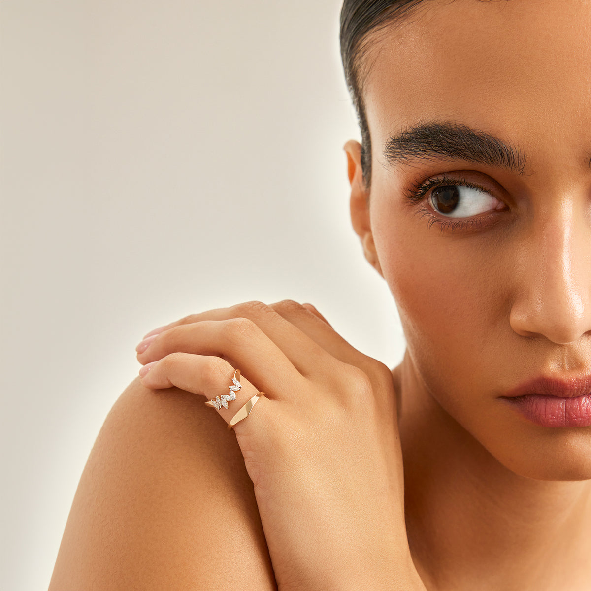 Crystal Sky Fingertip Ring