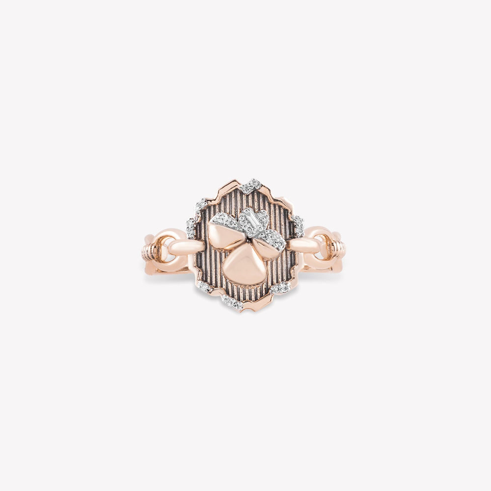 Luckora Ring