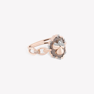 Luckora Ring