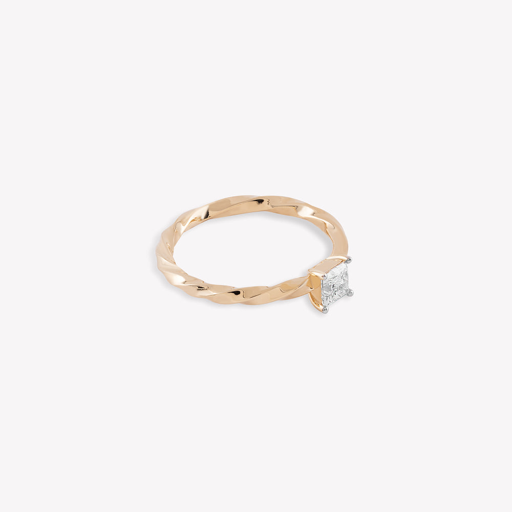 Cassie Ring