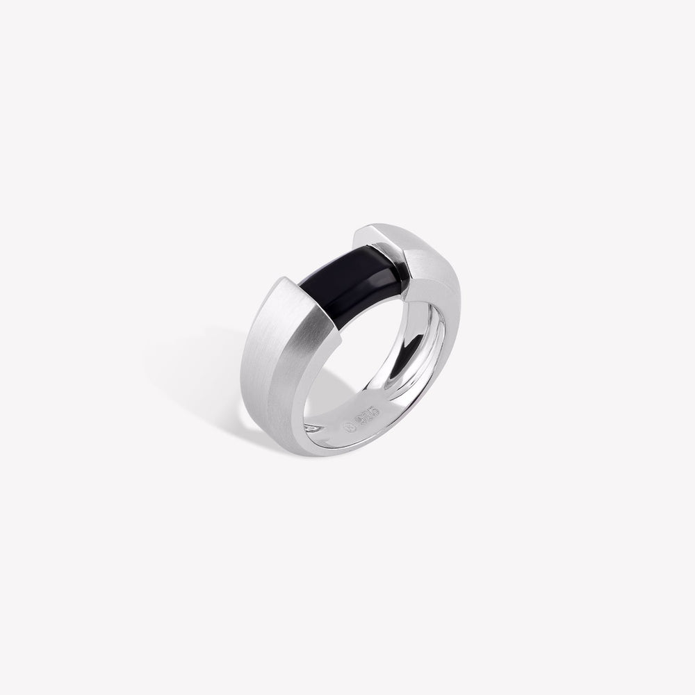 Dark Wanderlust Ring