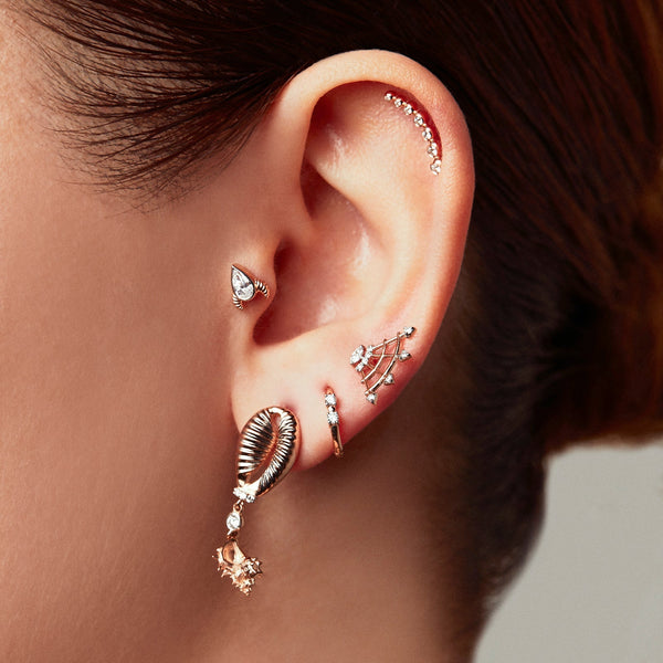 Shimmery Caterpillar Maxi Stud Piercing